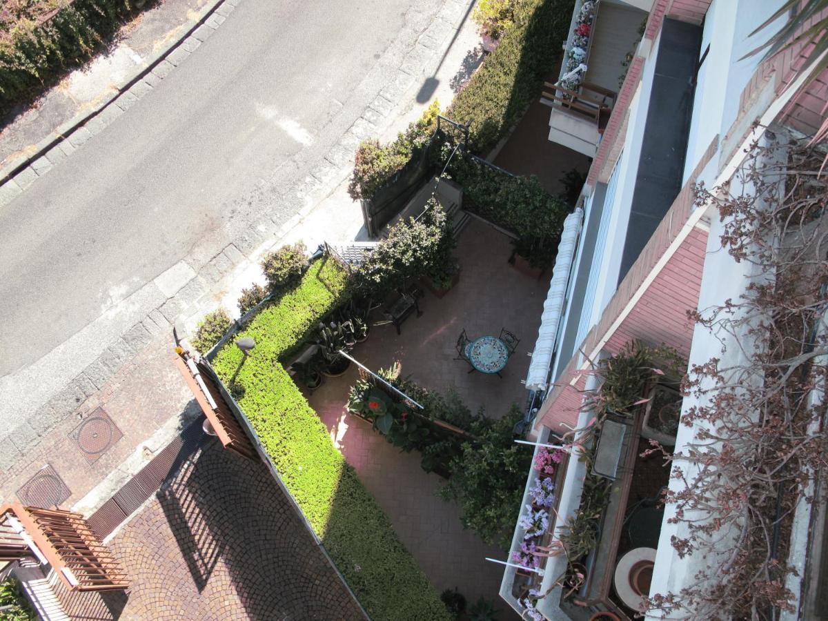 Monocamera Con Terrazzogiardino -Studette -Zona Panoramica Posillipo Naples Extérieur photo